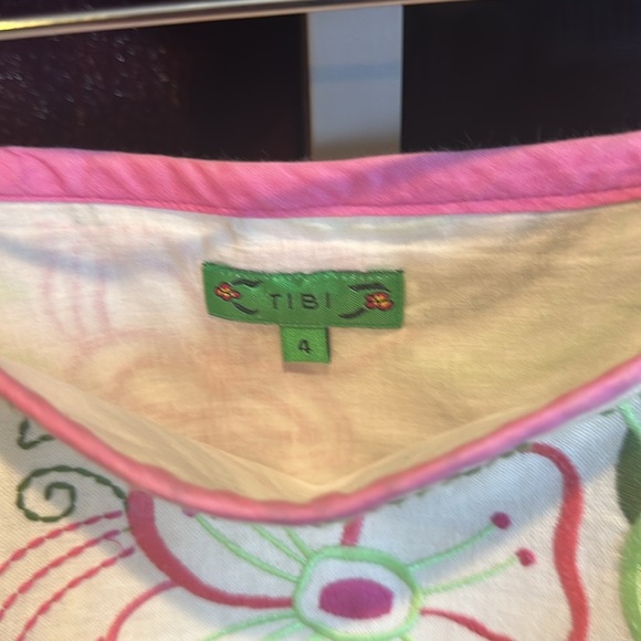 Toni white/pink embroidered floral print side zipper closure skirt size 4 - Picture 2 of 3